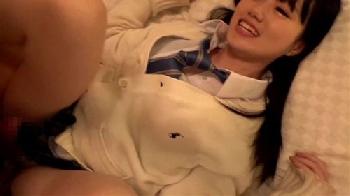 見た目に反して性的欲求モンスターな美少女女子校生をラブホテルに連れて行って挿入撮り