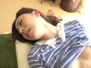 少しした軽い行為から性的スイッチ全開になって中出し交尾までする素人娘