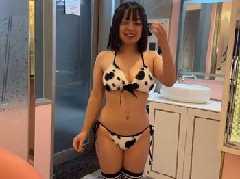 清純派ふんわり女子と楽しむ挿入撮りSEX