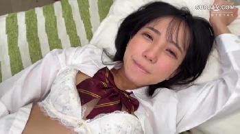 フェラチオチオ中毒の美脚美少女女子校生が制服姿でSEXする!!